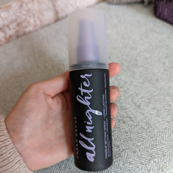 Urban Decay All Nighter setting spray - Picture 2 of 3